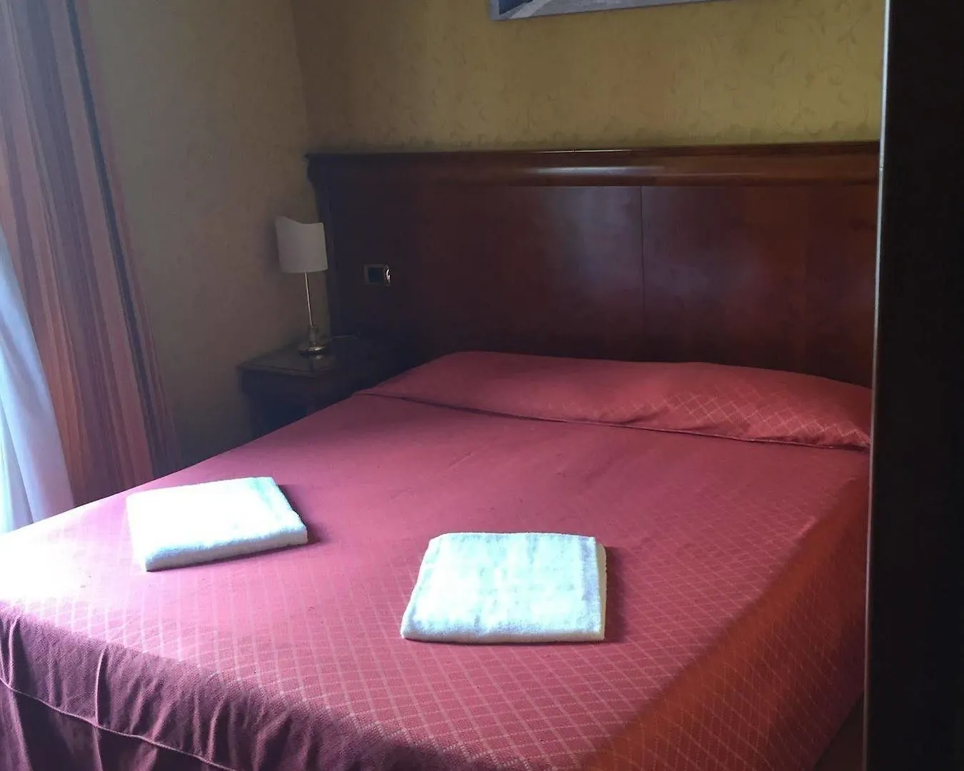 Affittacamere Hotel Wonderful In Roma